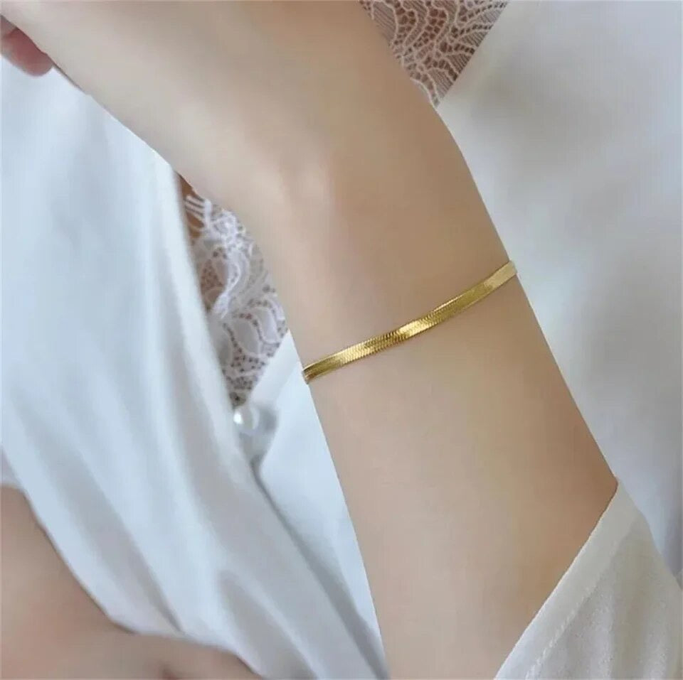 Sleek bracelet